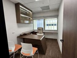 111 Somerset (D9), Office #562146711